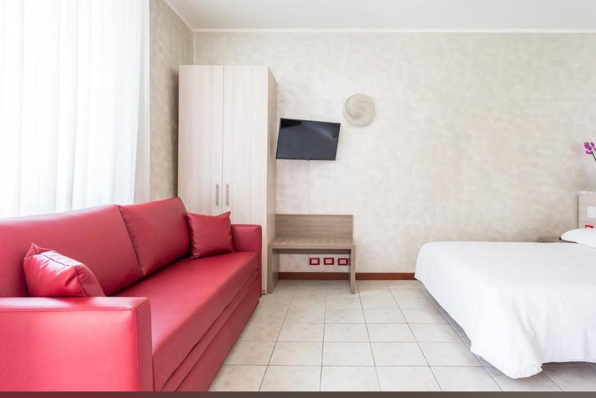 Hotel Italia 多米勒托 外观 照片