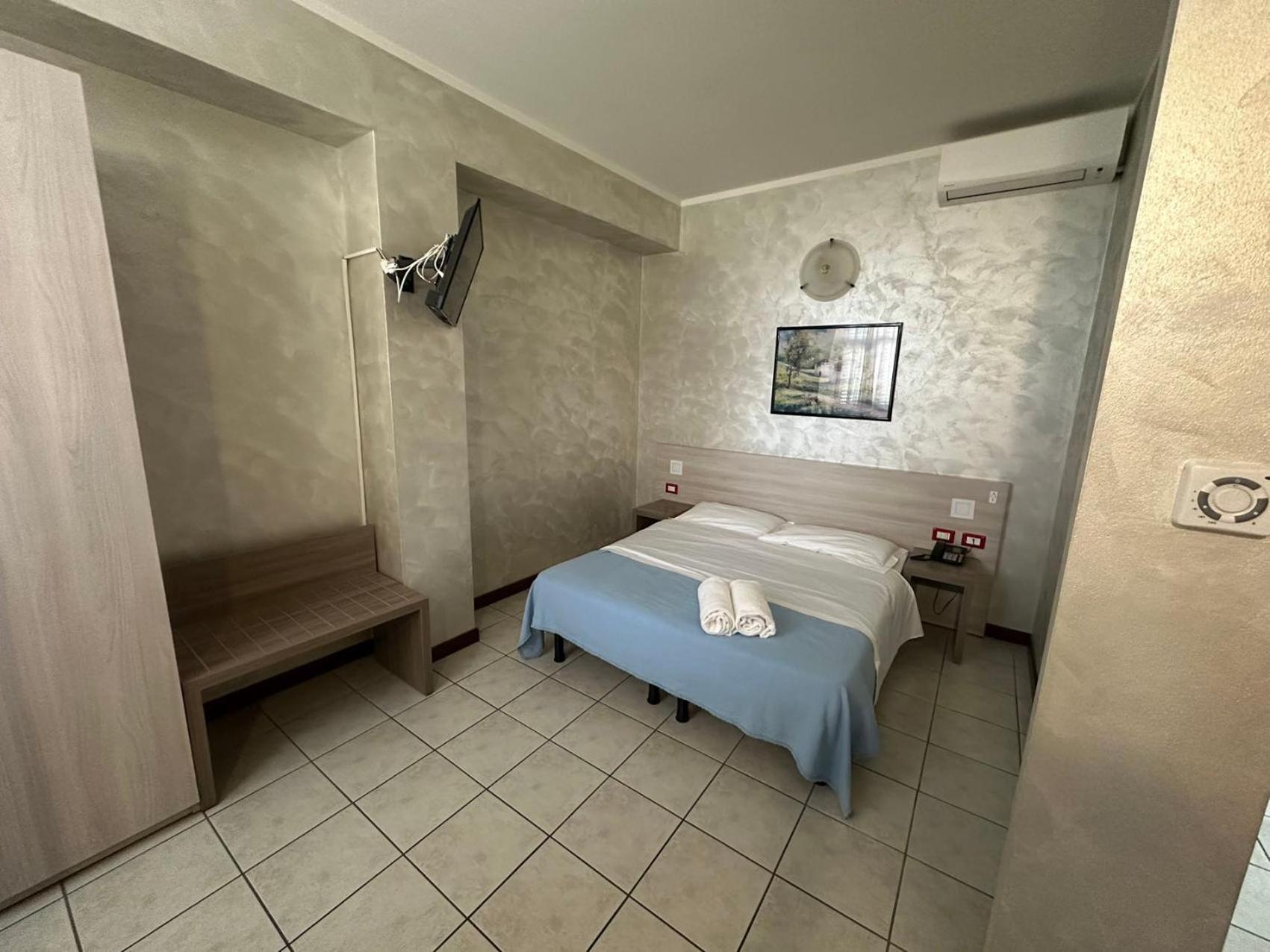 Hotel Italia 多米勒托 外观 照片